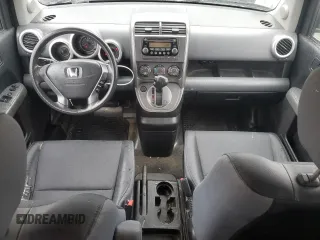 2003 Honda Element EX with VIN 5J6YH285X3L017263, listed as a Copart auction lot 52001205 with 195,838 mi miles and Clean Title. Bid and sale history available at DreamBid. Image 8.