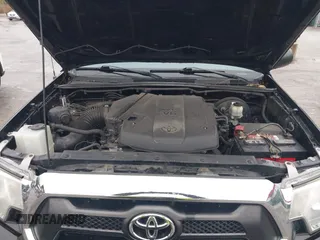 2015 Toyota Tacoma with VIN 3TMLU4ENXFM185371, listed as a IAAI auction lot 41952513 with 87,128 mi miles and . Bid and sale history available at DreamBid. Image 10.