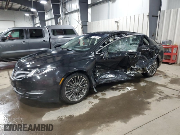 2014 Lincoln MKZ with VIN 3LN6L2J92ER819962, listed as a Copart auction lot 45731245 with 181,906 mi miles and Salvage Title. Bid and sale history available at carsss.com. Image 1.