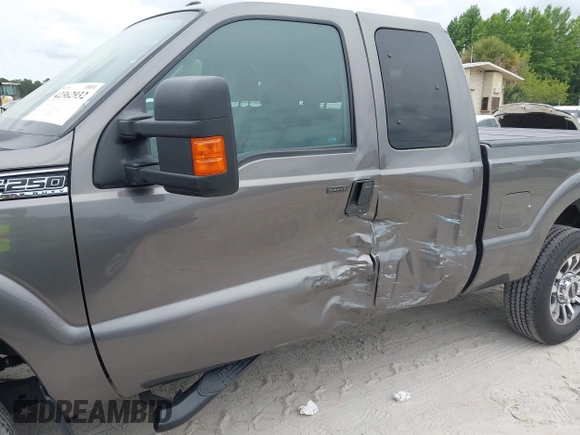 2012 Ford F-250 XL with VIN 1FT7X2B65CEA95749, listed as a IAAI auction lot 42362932 with 83,296 mi miles and . Bid and sale history available at DreamBid. Image 6.