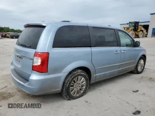2012 Chrysler Town & Country Limited z VIN 2C4RC1GGXCR394219, wystawiony jako Copart lot #57032565 z przebiegiem Nie podano mil oraz Szkoda całkowita • Salvage title. Historia ofert i sprzedaży dostępna na DreamBid. Obrazek 3.