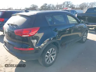 2014 Kia Sportage LX with VIN KNDPB3AC1E7656967, listed as a IAAI auction lot 41762343 with 139,040 mi miles and . Bid and sale history available at carsss.com. Image 4.