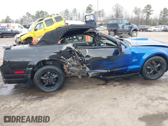 2007 Ford Mustang GT Deluxe with VIN 1ZVHT85H875279327, listed as a IAAI auction lot 41677110 with Not Provided miles and . Bid and sale history available at carsss.com. Image 6.