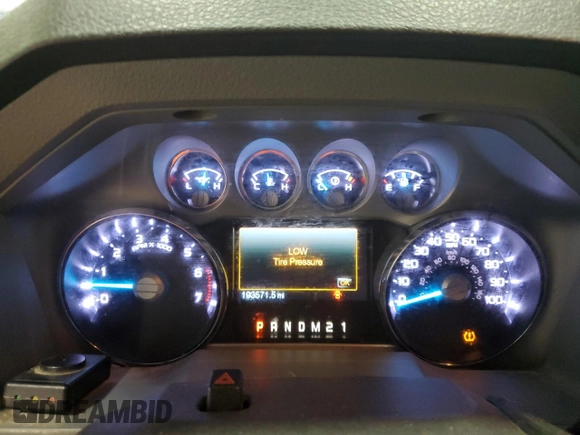 2015 Ford F-350 Platinum with VIN 1FT7W3B6XFEB70944, listed as a Copart auction lot 52991195 with 193,571 mi miles and Clean Title. Bid and sale history available at DreamBid. Image 9.