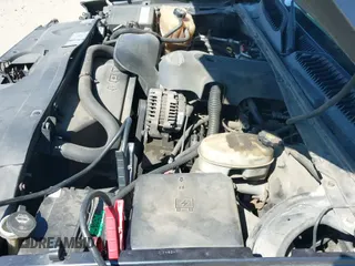 2003 Chevrolet Silverado 1500 LS с VIN 2GCEC19T131283548, выставлен на аукционе IAAI как лот 43291953 с пробегом 148 204 миль миль и . История ставок и продаж доступна на DreamBid. Изображение 22.