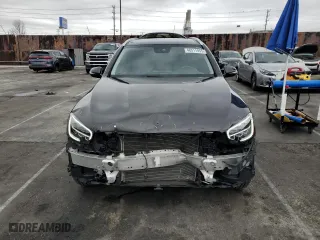 2022 Mercedes-Benz GLC with VIN W1N0G8DB2NV360833, listed as a Copart auction lot 48511955 with 17,927 mi miles and Salvage Title. Bid and sale history available at carsss.com. Image 5.