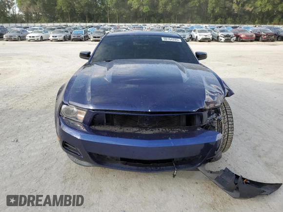 2012 Ford Mustang Premium z VIN 1ZVBP8AM6C5220199, wystawiony jako Copart lot #60164285 z przebiegiem 165 909 mil mil oraz Szkoda całkowita • Salvage title. Historia ofert i sprzedaży dostępna na DreamBid. Obrazek 5.