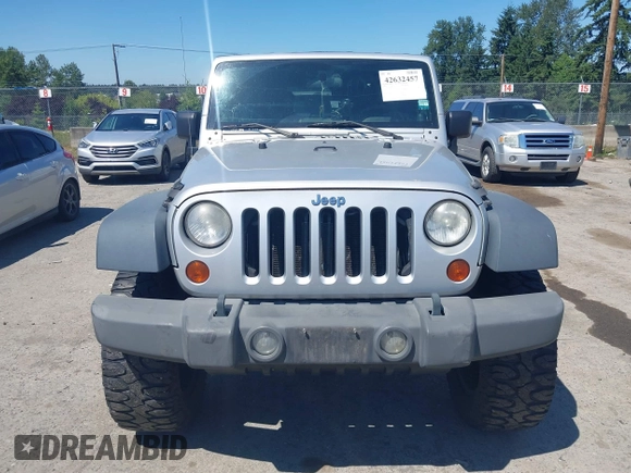 2008 Jeep Wrangler Unlimited X with VIN 1J4GA39148L596727, listed as a IAAI auction lot 42632457 with 175,000 mi miles and . Bid and sale history available at DreamBid. Image 12.