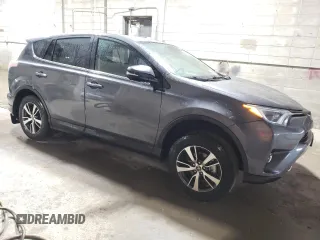 2018 Toyota RAV4 XLE z VIN 2T3WFREV9JW410228, wystawiony jako Copart lot #52987615 z przebiegiem 206 487 mil mil oraz Szkoda całkowita • Salvage title. Historia ofert i sprzedaży dostępna na DreamBid. Obrazek 4.