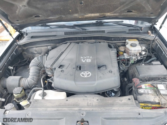 2003 Toyota 4Runner SR5 with VIN JTEZU14R530008993, listed as a IAAI auction lot 41697926 with 302,008 mi miles. Bid and sale history available at carsss.com. Image 10.
