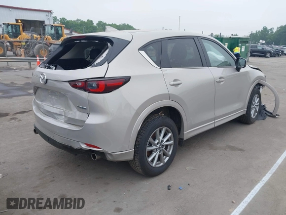 2024 Mazda CX-5 S Select with VIN JM3KFBBLXR0501783, listed as a IAAI auction lot 42121513 with 17,349 mi miles and . Bid and sale history available at DreamBid. Image 4.