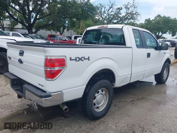 2014 Ford F-150 XL with VIN 1FTFX1EF2EKD41100, listed as a IAAI auction lot 42506812 with 153,255 mi miles and . Bid and sale history available at DreamBid. Image 4.
