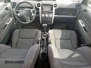 2006 Scion xB z VIN JTLKT324364031573, wystawiony jako Copart lot #56023895 z przebiegiem 99 364 mil mil oraz Szkody całkowita. Historia ofert i sprzedaży dostępna na DreamBid. Obrazek 8.
