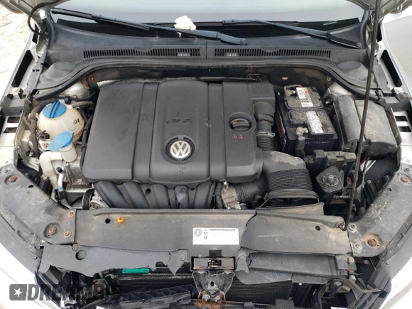 2011 Volkswagen Jetta SE with VIN 3VWDX7AJXBM342565, listed as a Copart auction lot 56193955 with 113,167 mi miles and Salvage title. Bid and sale history available at DreamBid. Image 11.