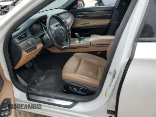 2014 BMW 7 Series ALPINA B7 with VIN WBAYE8C52ED780400, listed as a Copart auction lot 82196834 with 0 mi miles and Salvage Title. Bid and sale history available at carsss.com. Image 7.
