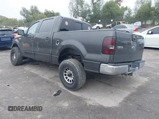 2005 Ford F-150 XLT с VIN 1FTRW12WX5FA40877, выставлен на аукционе IAAI как лот 41760089 с пробегом 182 419 миль миль и . История ставок и продаж доступна на DreamBid. Изображение 3.