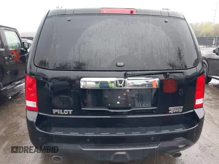 2014 Honda Pilot Touring with VIN 5FNYF4H91EB055741, listed as a IAAI auction lot 42006752 with 222,308 mi miles and . Bid and sale history available at carsss.com. Image 17.