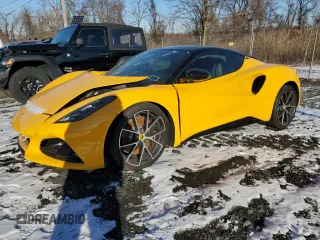 2024 Lotus Emira First Edition z VIN SCCLEKAX2RHB11154, wystawiony jako Copart lot #86479894 z przebiegiem 4634 mil mil oraz Szkody całkowita. Historia ofert i sprzedaży dostępna na DreamBid. Obrazek 1.