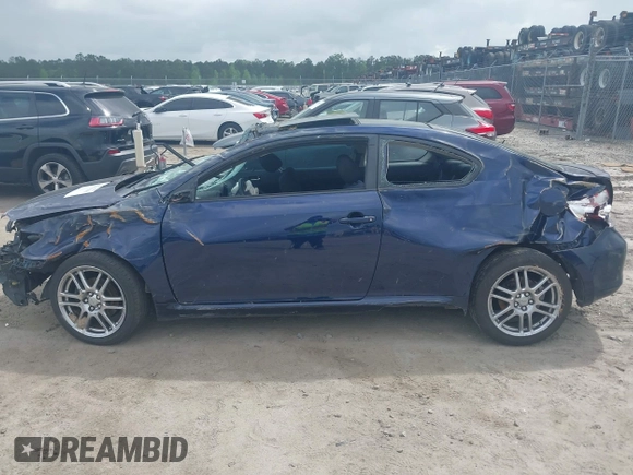 2006 Scion tC z VIN JTKDE177260103580, wystawiony jako IAAI lot #41953048 z przebiegiem 229 007 mil mil oraz . Historia ofert i sprzedaży dostępna na DreamBid. Obrazek 14.