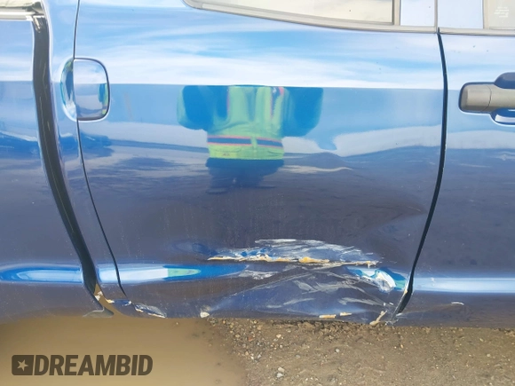 2014 Toyota Tundra SR with VIN 5TFUM5F17EX056082, listed as a IAAI auction lot 41884095 with 155,036 mi miles and . Bid and sale history available at DreamBid. Image 6.