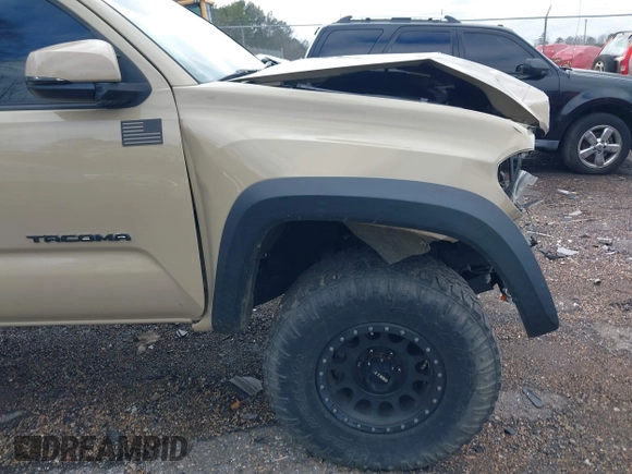 2017 Toyota Tacoma SR5 with VIN 5TFCZ5AN8HX076997, listed as a IAAI auction lot 41639530 with 93,328 mi miles and . Bid and sale history available at DreamBid. Image 18.
