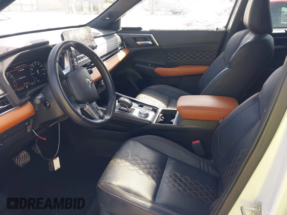 2022 Mitsubishi Outlander SEL z VIN JA4J4VA87NZ082333, wystawiony jako IAAI lot #42096610 z przebiegiem 31 813 mil mil oraz . Historia ofert i sprzedaży dostępna na DreamBid. Obrazek 5.