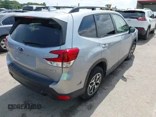 2019 Subaru Forester Premium with VIN JF2SKAGC3KH443287, listed as a IAAI auction lot 42497593 with 120,890 mi miles and . Bid and sale history available at DreamBid. Image 4.