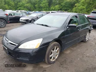 2007 Honda Accord EX-L z VIN 1HGCM56867A155590, wystawiony jako IAAI lot #42361667 z przebiegiem 190 874 mil mil oraz . Historia ofert i sprzedaży dostępna na DreamBid. Obrazek 2.