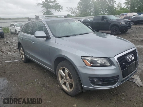 2010 Audi Q5 Premium Plus z VIN WA1LKAFP9AA062052, wystawiony jako Copart lot #56787055 z przebiegiem 122 925 mil mil oraz Czysty tytuł • Clean title. Historia ofert i sprzedaży dostępna na DreamBid. Obrazek 4.