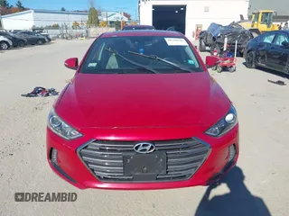 2017 Hyundai Elantra SE z VIN 5NPD84LF4HH101798, wystawiony jako IAAI lot #40700630 z przebiegiem 86 404 mil mil oraz . Historia ofert i sprzedaży dostępna na DreamBid. Obrazek 12.
