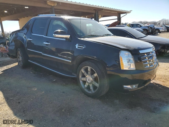 2010 Cadillac Escalade EXT Luxury with VIN 3GYVKMEF3AG250635, listed as a Copart auction lot 47823335 with 58,807 mi miles and Salvage Title. Bid and sale history available at carsss.com. Image 4.