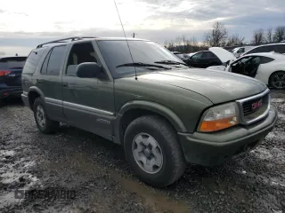 2001 GMC Jimmy SLE with VIN 1GKDT13W912219905, listed as a Copart auction lot 45172185 with 0 mi miles and Salvage Title. Bid and sale history available at carsss.com. Image 4.