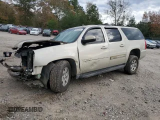 2013 GMC Yukon XL SLT with VIN 1GKS1KE04DR139693, listed as a Copart auction lot 83460214 with Not Provided miles and Salvage Title. Bid and sale history available at carsss.com. Image 1.