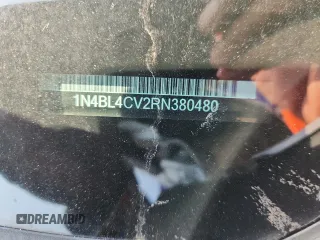 2024 Nissan Altima SR z VIN 1N4BL4CV2RN380480, wystawiony jako Copart lot #60919475 z przebiegiem 25 293 mil mil oraz Szkoda całkowita • Salvage title. Historia ofert i sprzedaży dostępna na DreamBid. Obrazek 12.