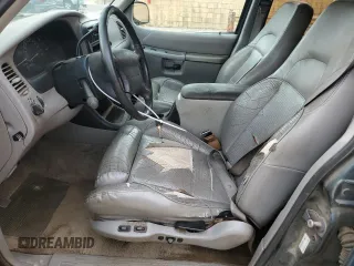 1996 Ford Explorer XL with VIN 1FMDU32X4TUD32047, listed as a Copart auction lot 55014665 with 171,139 mi miles and Salvage title. Bid and sale history available at DreamBid. Image 7.