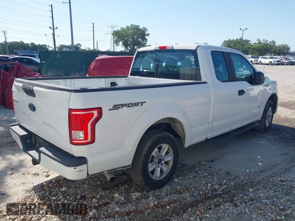 2016 Ford F-150 XL with VIN 1FTEX1CP4GFC85325, listed as a IAAI auction lot 41949318 with 252,263 mi miles and . Bid and sale history available at carsss.com. Image 4.