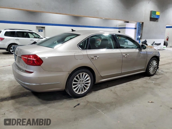2016 Volkswagen Passat SE z VIN 1VWBT7A30GC022491, wystawiony jako Copart lot #85532264 z przebiegiem 157 602 mil mil oraz Szkoda całkowita • Salvage title. Historia ofert i sprzedaży dostępna na DreamBid. Obrazek 3.