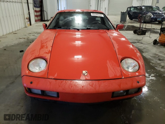 1983 Porsche 928 z VIN WP0JB0929DS860721, wystawiony jako Copart lot #85290544 z przebiegiem 143 702 mil mil oraz Czysty tytuł • Clean title. Historia ofert i sprzedaży dostępna na DreamBid. Obrazek 5.