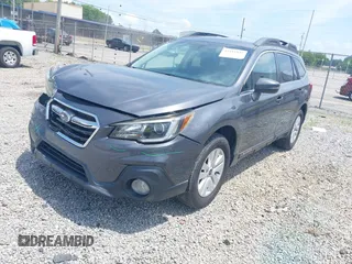 2018 Subaru Outback Premium с VIN 4S4BSAFC8J3285214, выставлен на аукционе IAAI как лот 42411047 с пробегом 95 081 миль миль и . История ставок и продаж доступна на DreamBid. Изображение 2.