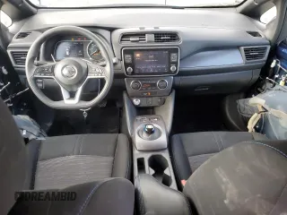 2020 Nissan LEAF z VIN 1N4BZ1BP5LC303959, wystawiony jako Copart lot #51183755 z przebiegiem 61 953 mil mil oraz Szkoda całkowita • Salvage title. Historia ofert i sprzedaży dostępna na DreamBid. Obrazek 8.