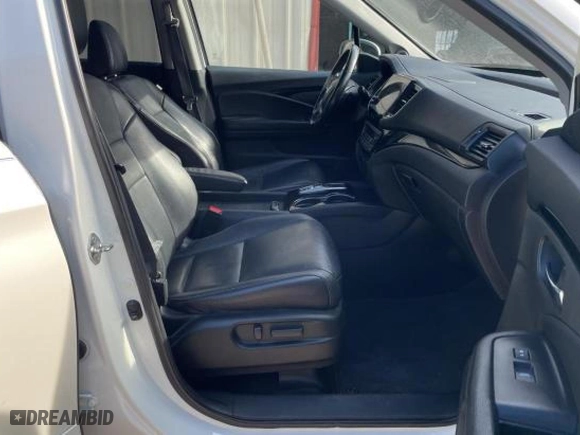 2019 Honda Pilot Touring 8-Passenger with VIN 5FNYF5H94KB037445, listed as a Copart auction lot 89108215 with 177,156 mi miles and Clean Title. Bid and sale history available at carsss.com. Image 5.
