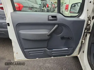2010 Ford Transit Connect z VIN NM0KS9AN4AT022226, wystawiony jako IAAI lot #42573160 z przebiegiem 108 419 mil mil oraz . Historia ofert i sprzedaży dostępna na DreamBid. Obrazek 26.