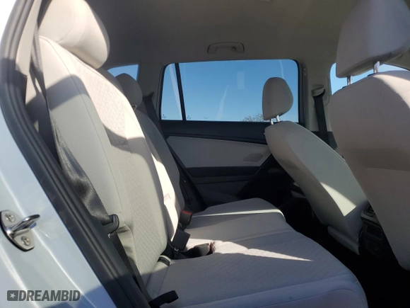 2019 Volkswagen Tiguan S with VIN 3VV0B7AX7KM037000, listed as a Copart auction lot 50334325 with 38,432 mi miles and Salvage Title. Bid and sale history available at carsss.com. Image 11.