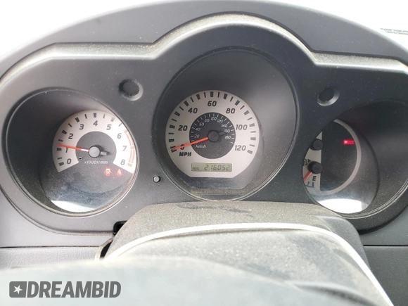 2004 Nissan Frontier XE z VIN 1N6DD26T94C470094, wystawiony jako Copart lot #44387355 z przebiegiem 216 052 mil mil oraz Szkoda całkowita • Salvage title. Historia ofert i sprzedaży dostępna na DreamBid. Obrazek 9.