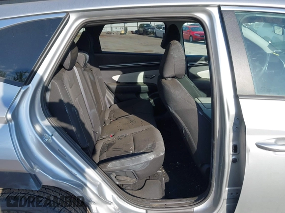 2024 Hyundai Tucson SEL with VIN 5NMJBCDE6RH305280, listed as a IAAI auction lot 42017484 with 43,149 mi miles. Bid and sale history available at carsss.com. Image 8.