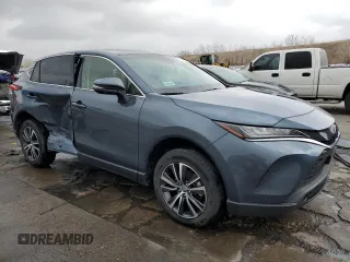 2022 Toyota Venza LE with VIN JTEAAAAH0NJ088976, listed as a Copart auction lot 46209674 with 92,306 mi miles and Salvage Title. Bid and sale history available at carsss.com. Image 4.