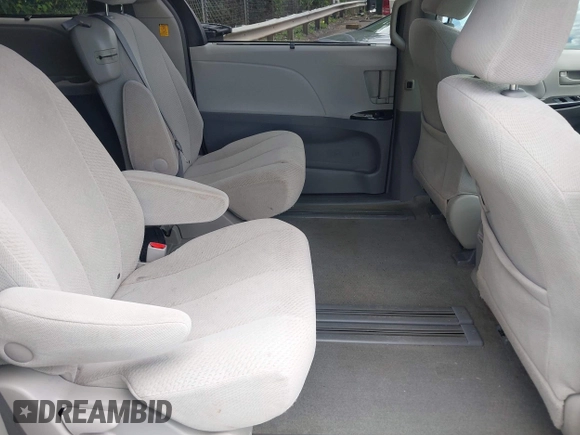 2011 Toyota Sienna LE AAS with VIN 5TDKK3DC6BS156696, listed as a IAAI auction lot 42425381 with 161,787 mi miles and . Bid and sale history available at DreamBid. Image 8.