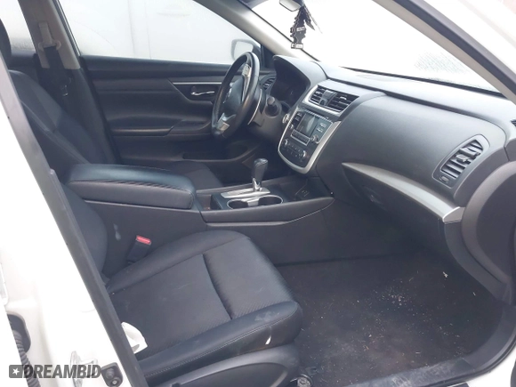 2016 Nissan Altima 2.5 SL with VIN 1N4AL3AP2GC290863, listed as a IAAI auction lot 41780733 with 133,280 mi miles. Bid and sale history available at carsss.com. Image 5.