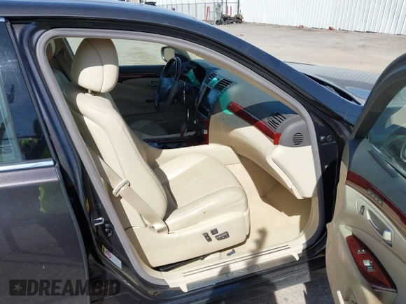 2010 Lexus LS 460 with VIN JTHBL5EF3A5099023, listed as a IAAI auction lot 41865321 with 136,845 mi miles and . Bid and sale history available at DreamBid. Image 5.