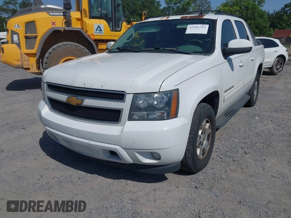 2012 Chevrolet Avalanche LT with VIN 3GNMCFE08CG207148, listed as a IAAI auction lot 42281392 with 184,219 mi miles and . Bid and sale history available at DreamBid. Image 18.
